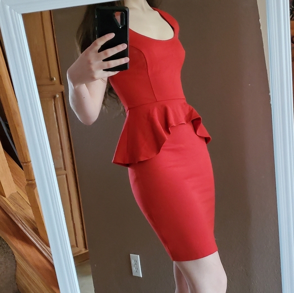 Bebe Mariah Fitted Red Peplum Dress - Picture 1 of 5